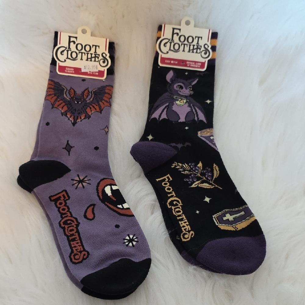 Men's Halloween Bat Socks - Purple and Black